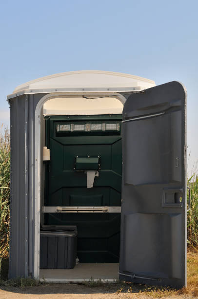 Best Luxury portable toilet rental  in Cranston, RI